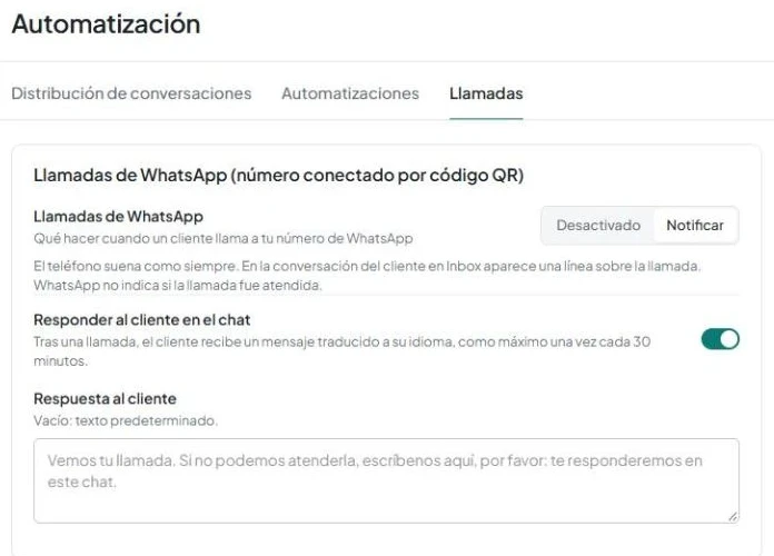 Pestaña «Llamadas» con los ajustes «Llamadas de WhatsApp», «Responder al cliente en el chat» y el campo «Respuesta al cliente».