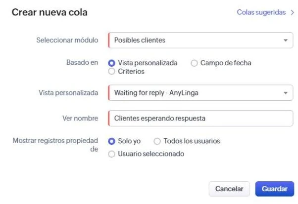 Ventana «Crear nueva cola» con el módulo «Posibles clientes», la vista Waiting for reply · AnyLinga, el nombre «Clientes esperando respuesta» y la opción «Solo yo».