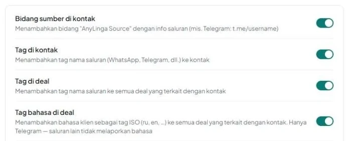 Tab «Otomatisasi» dengan sakelar «Bidang sumber di kontak», «Tag di kontak», «Tag di deal», dan «Tag bahasa di deal» yang diaktifkan.