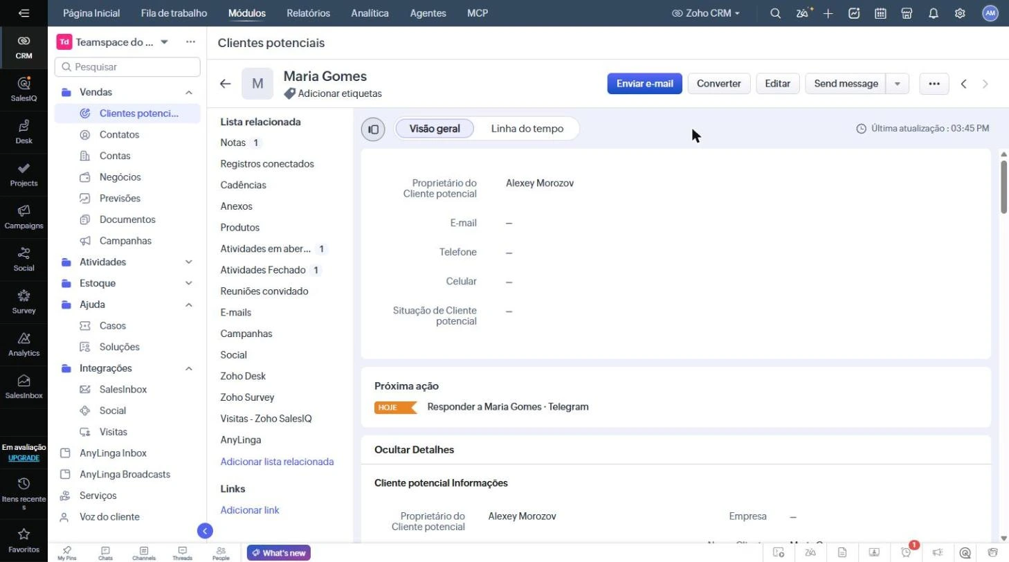 Registro de cliente potencial no Zoho CRM com o botão Send message no cabeçalho.